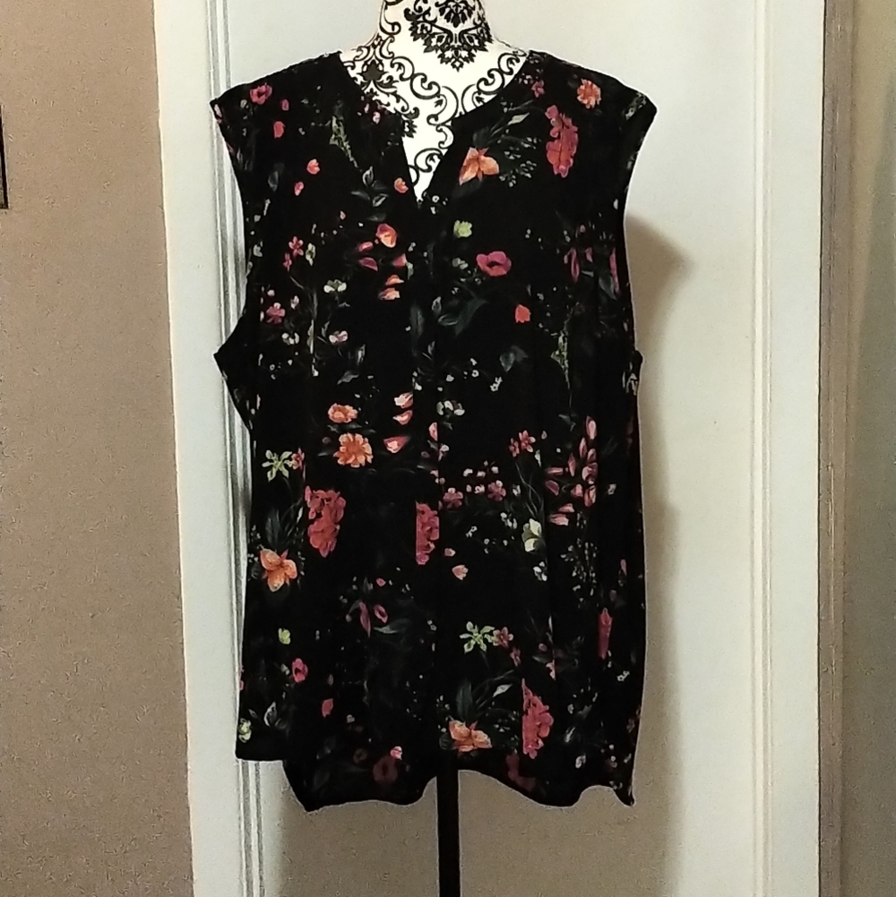 🌺 3X Floral Sleeveless Blouse EUC 🌺